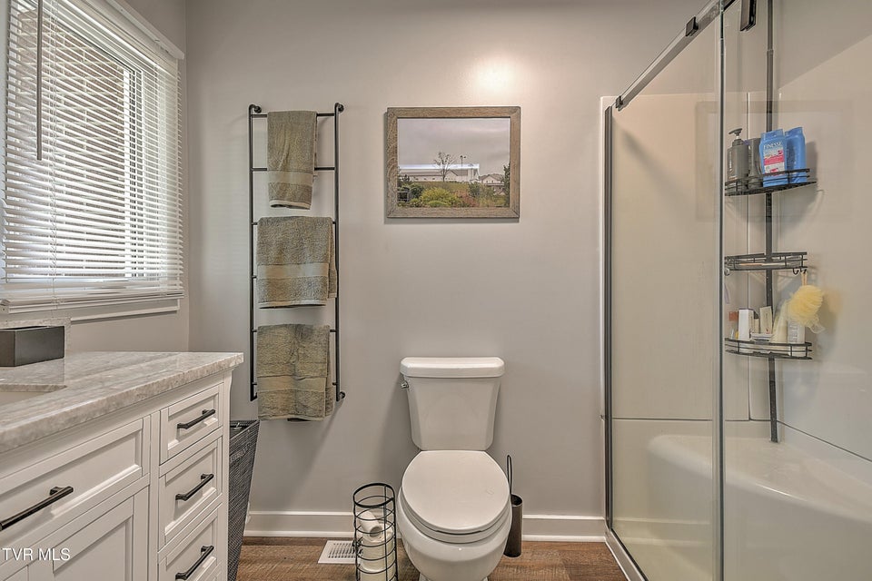 Photo #32: 2108 Swannanoa Avenue