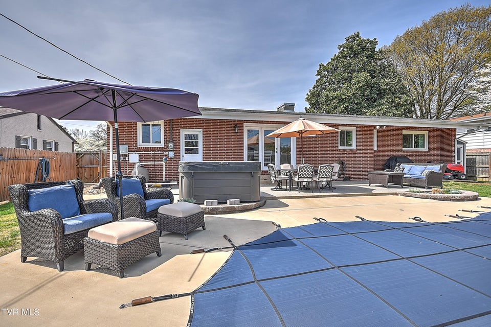 Photo #38: 2108 Swannanoa Avenue