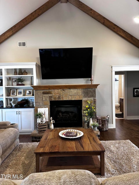 Photo #10: 5082 Hester Court