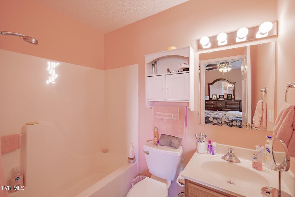 Photo #11: 681 Beaverview Drive