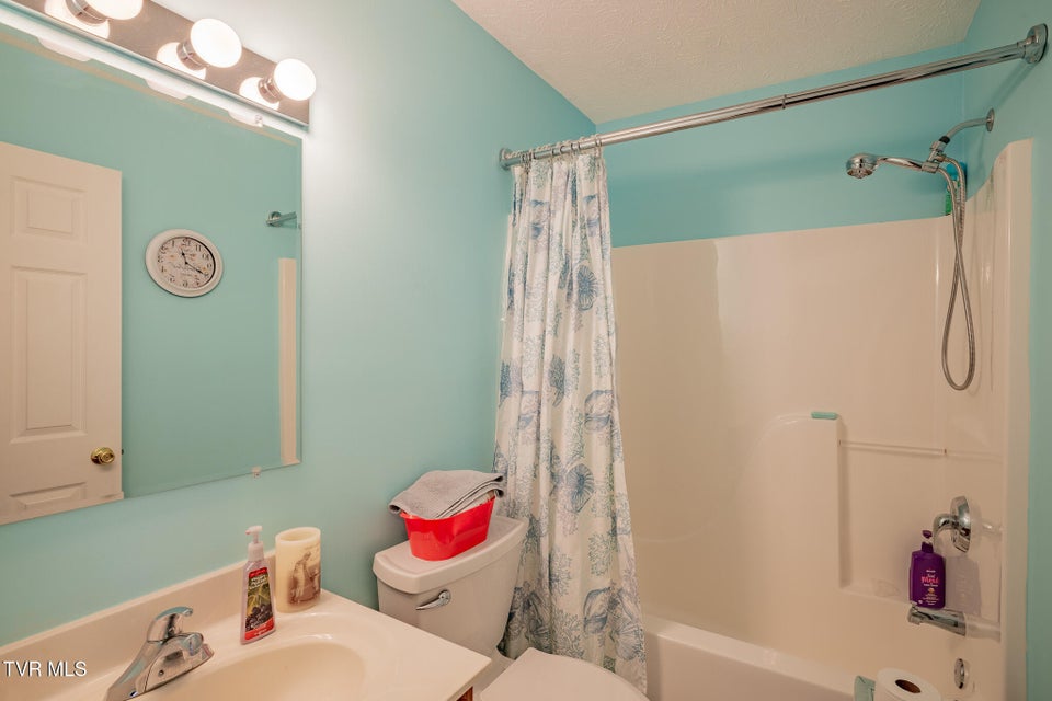 Photo #13: 681 Beaverview Drive