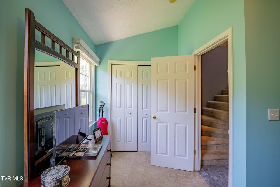 Photo #16: 681 Beaverview Drive