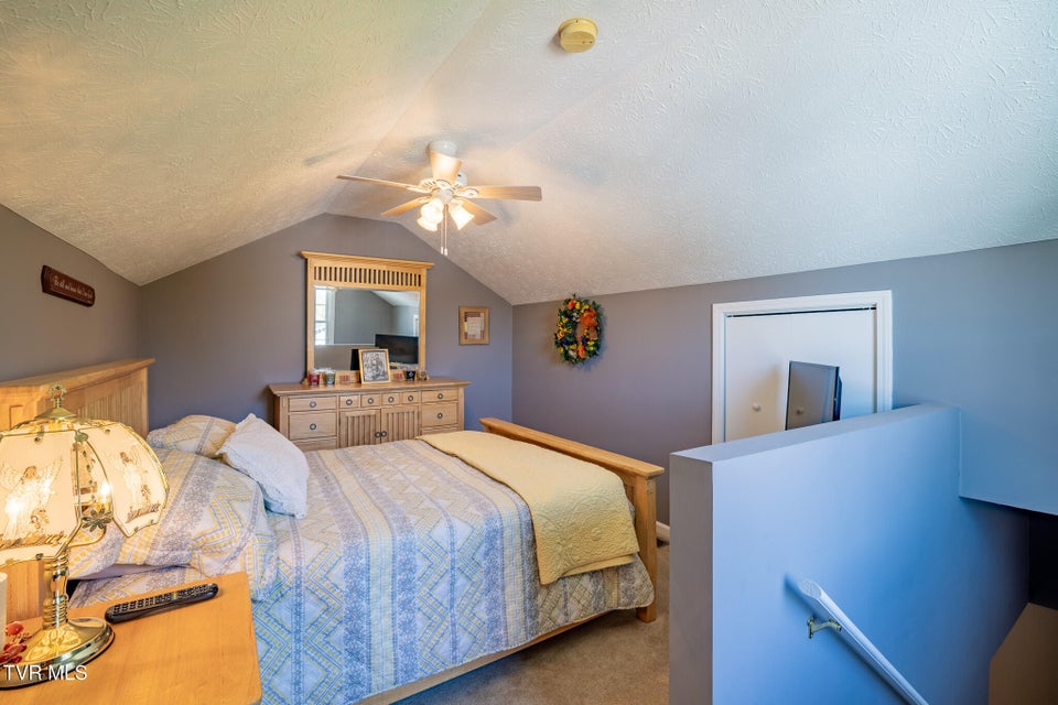 Photo #18: 681 Beaverview Drive