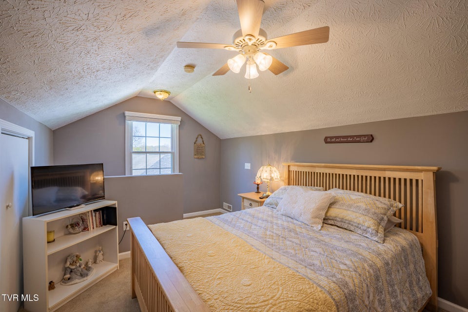 Photo #19: 681 Beaverview Drive