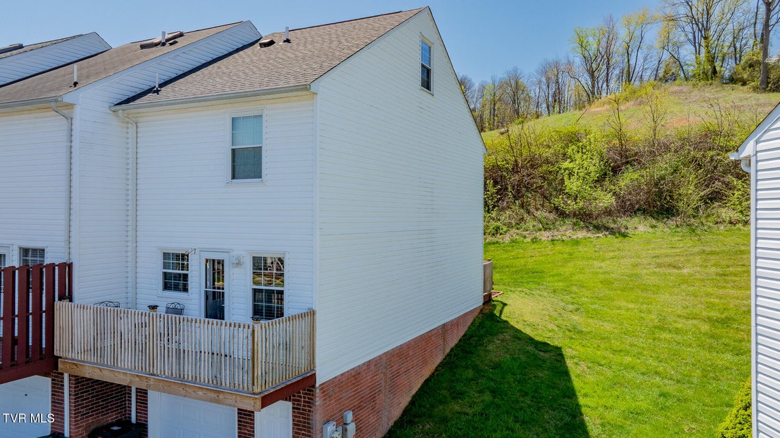 Photo #22: 681 Beaverview Drive