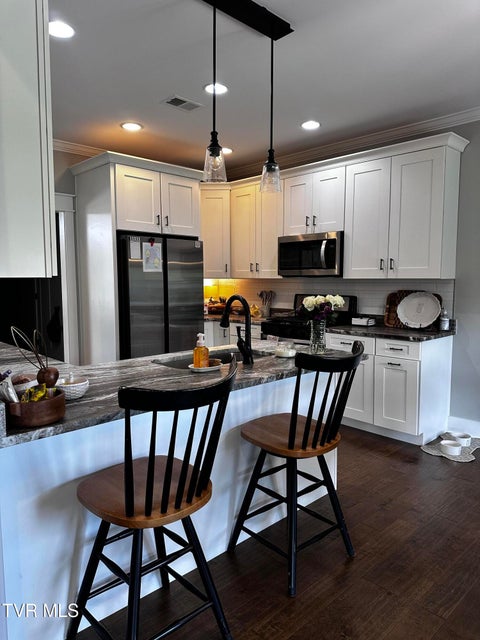 Photo #23: 5082 Hester Court