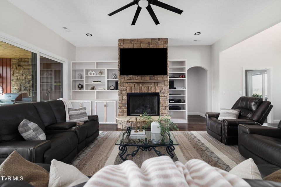 Photo #15: 437 Dean Archer Road