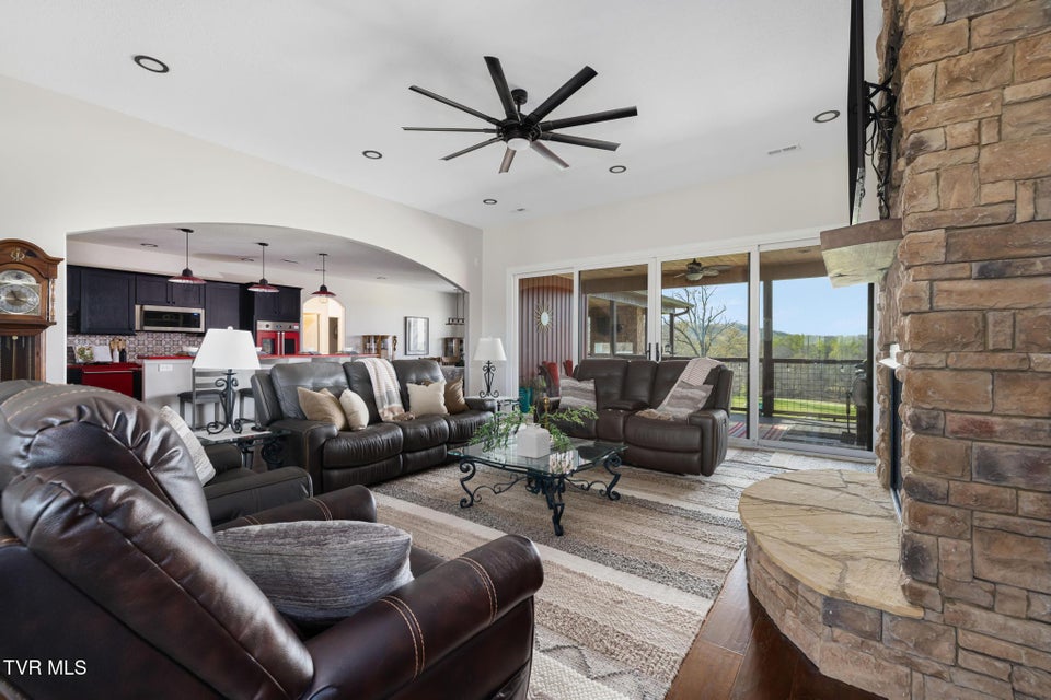 Photo #13: 437 Dean Archer Road