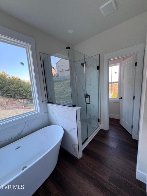 Photo #5: 585 Ten Mile View