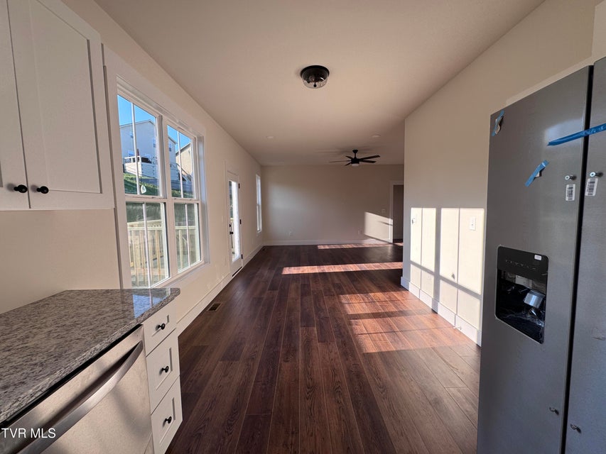 Photo #11: 585 Ten Mile View