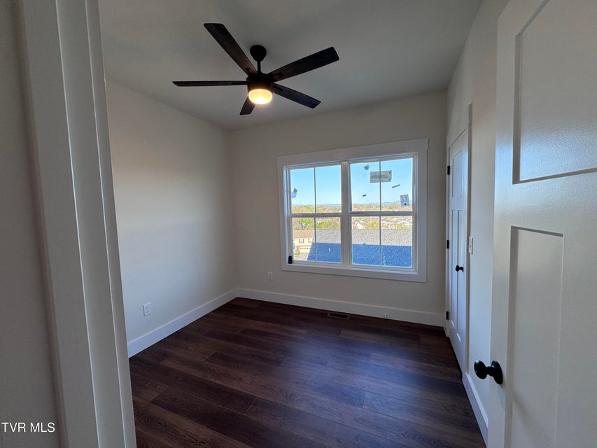 Photo #14: 585 Ten Mile View