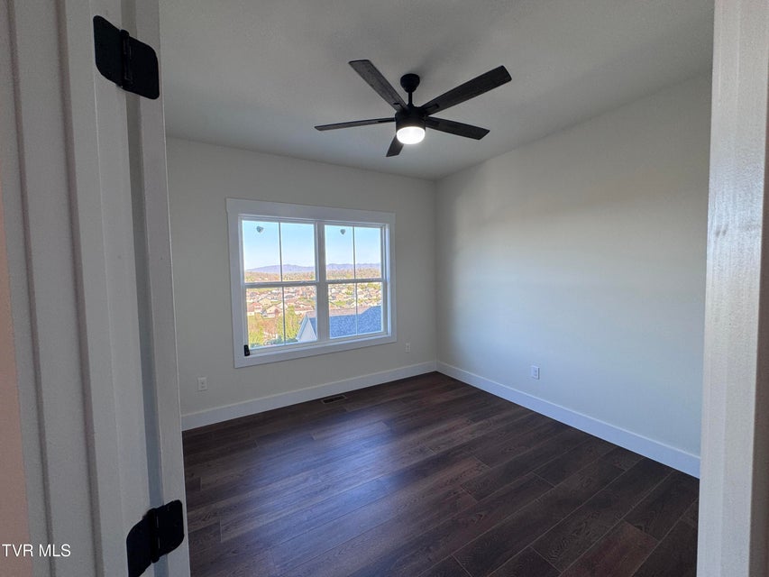 Photo #15: 585 Ten Mile View