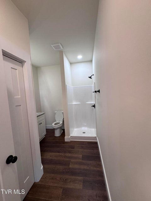 Photo #21: 585 Ten Mile View