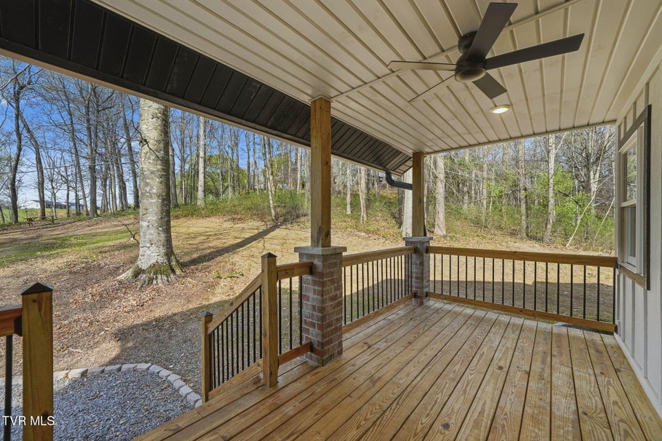 Photo #4: 124 Hidden Valley Road