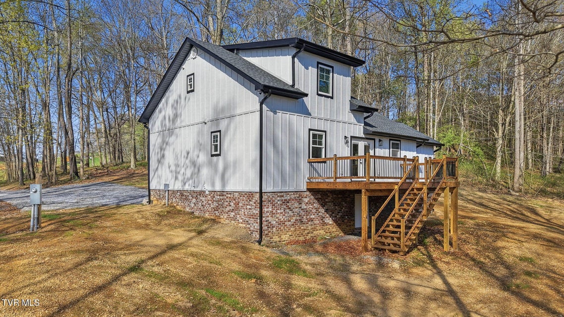 Photo #30: 124 Hidden Valley Road