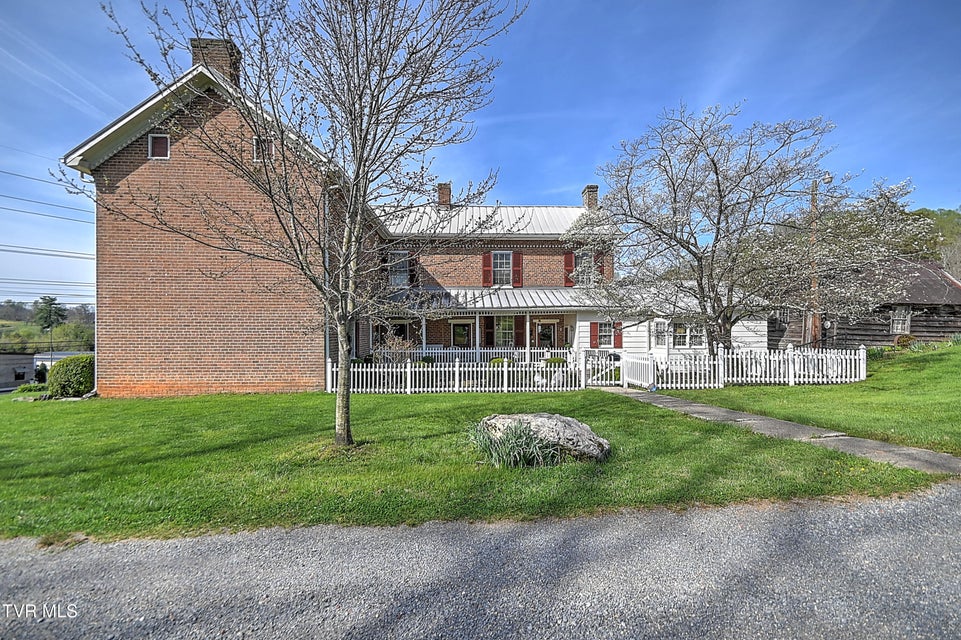 Photo #5: 1549 Highway 126 