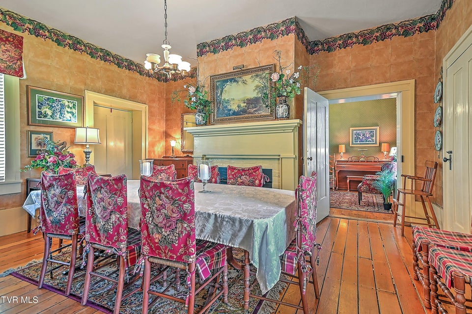 Photo #18: 1549 Highway 126 