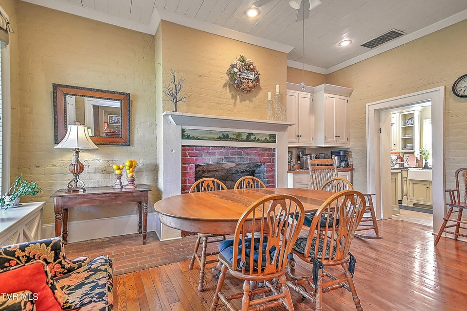 Photo #21: 1549 Highway 126 