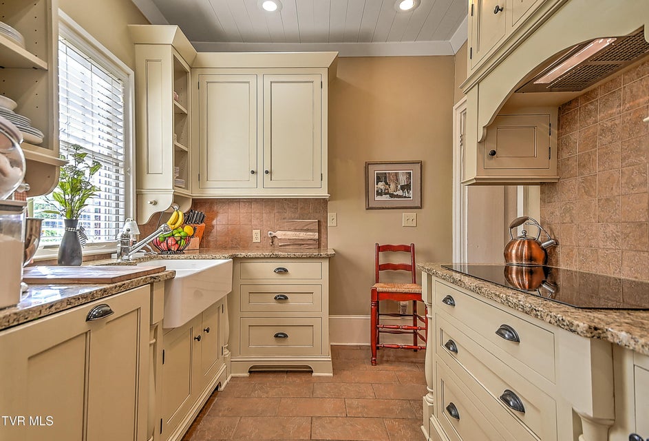 Photo #24: 1549 Highway 126 