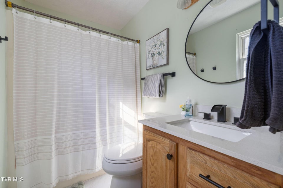 Photo #22: 524 Mountain View Drive