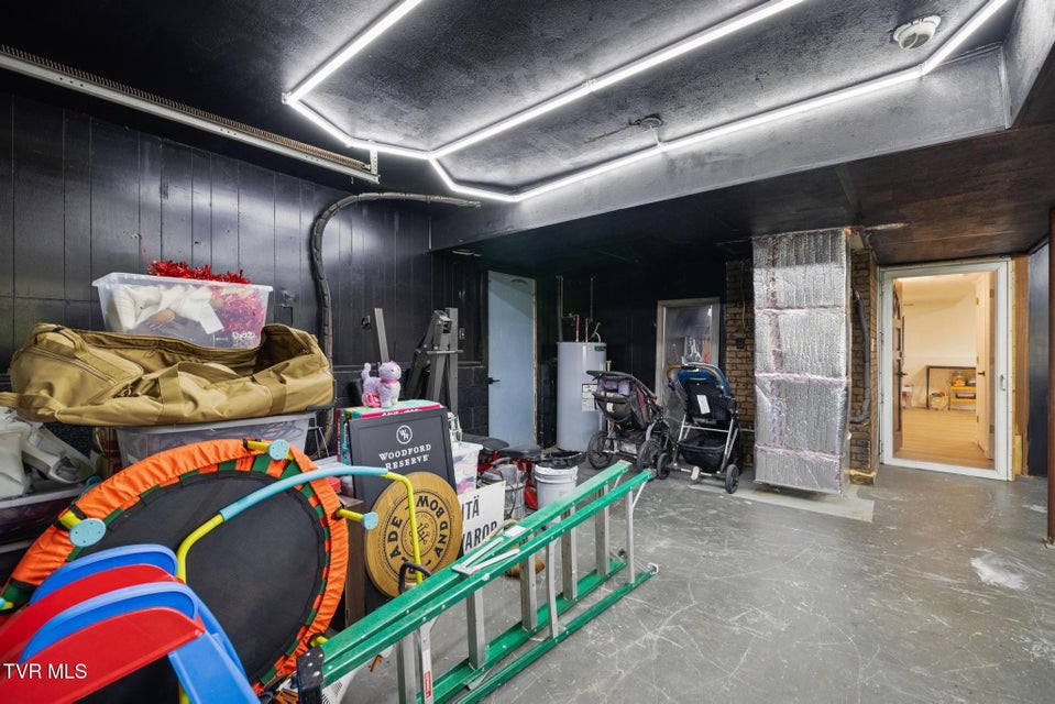 Photo #29: 524 Mountain View Drive