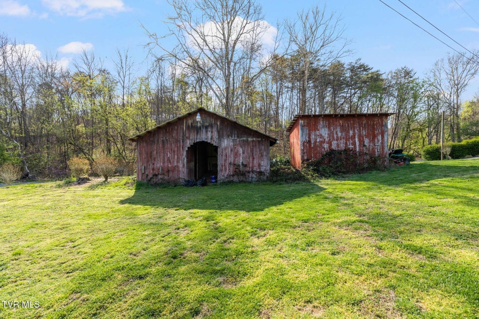 Photo #34: 524 Mountain View Drive