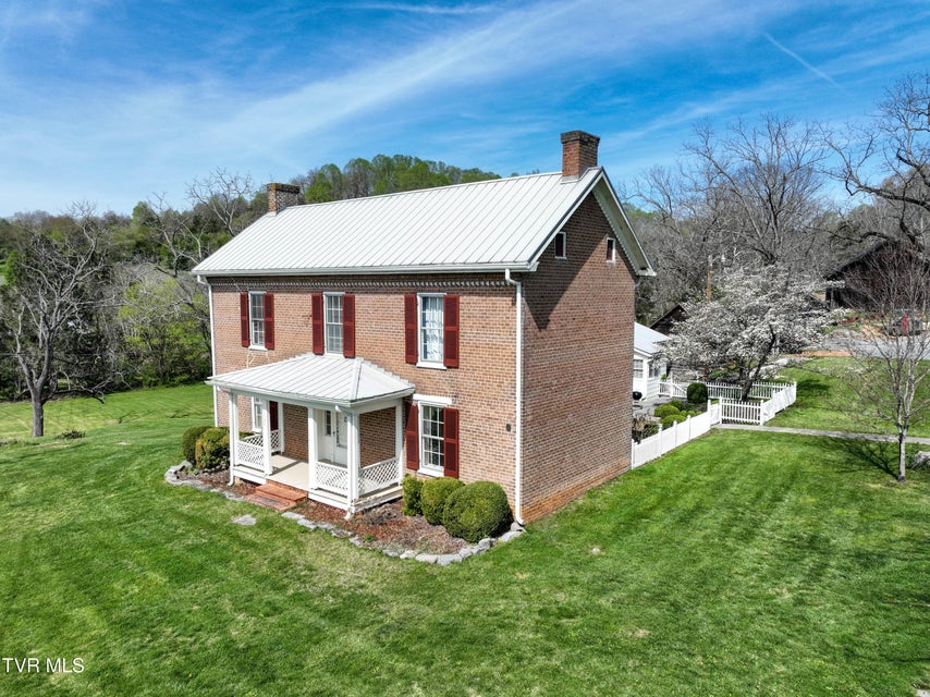 Photo #4: 1549 Highway 126 