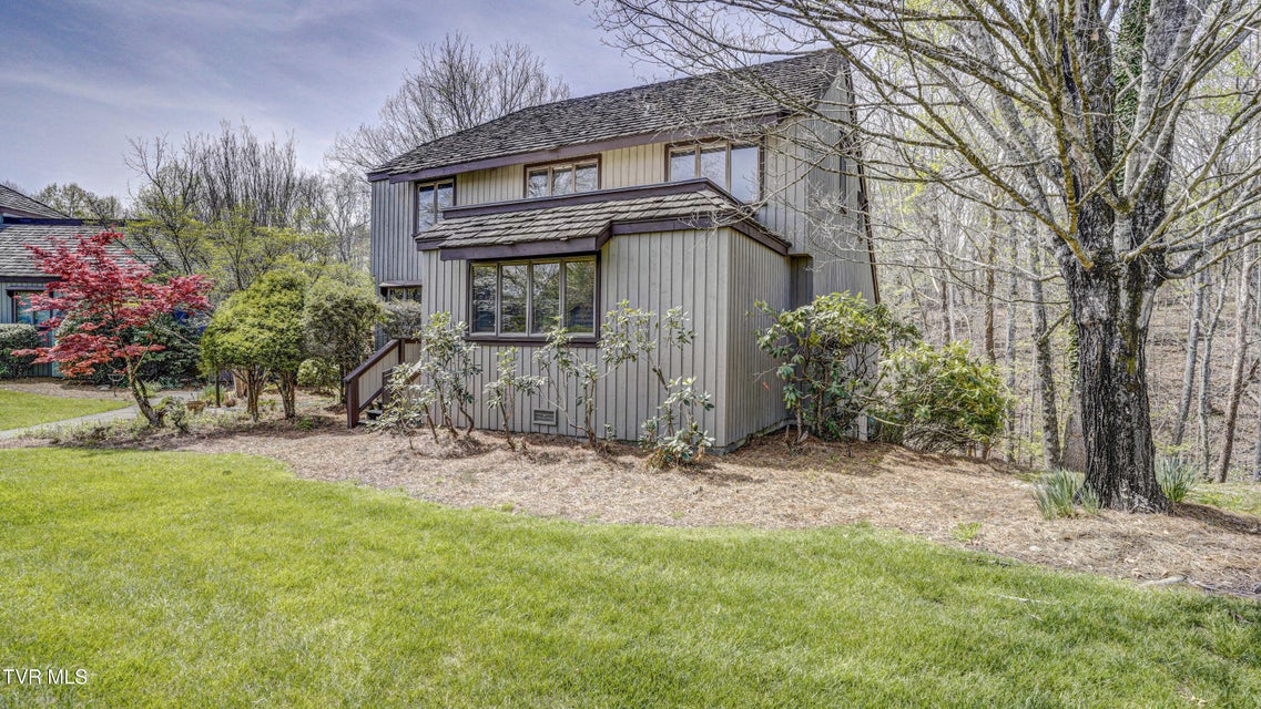 Photo #2: 120 Columbine Road