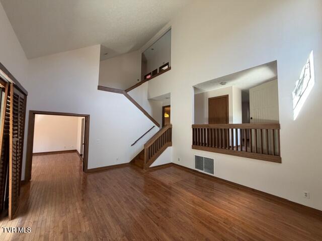 Photo #34: 120 Columbine Road