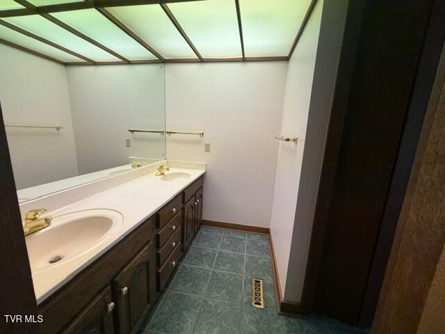 Photo #37: 120 Columbine Road