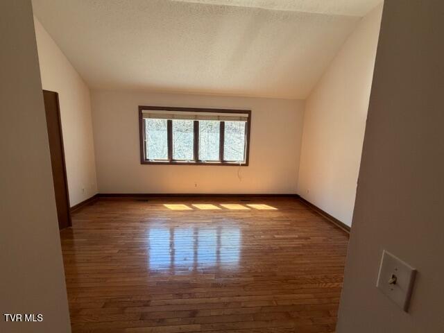 Photo #35: 120 Columbine Road