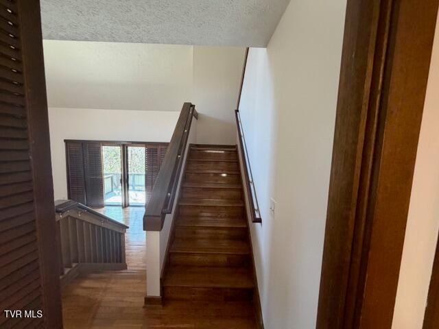 Photo #38: 120 Columbine Road