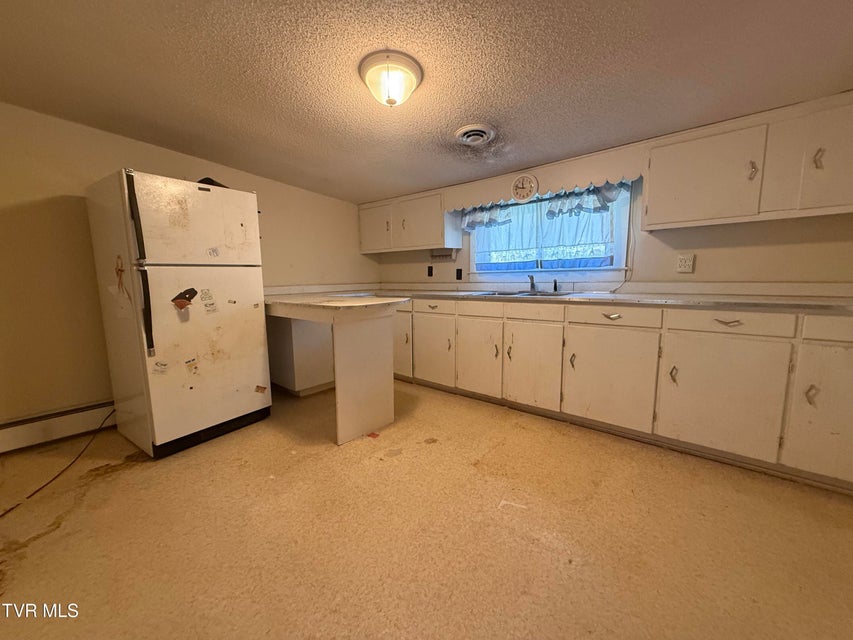 Photo #22: 664 Currin Valley Road