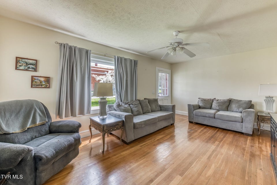 Photo #4: 203 School Avenue