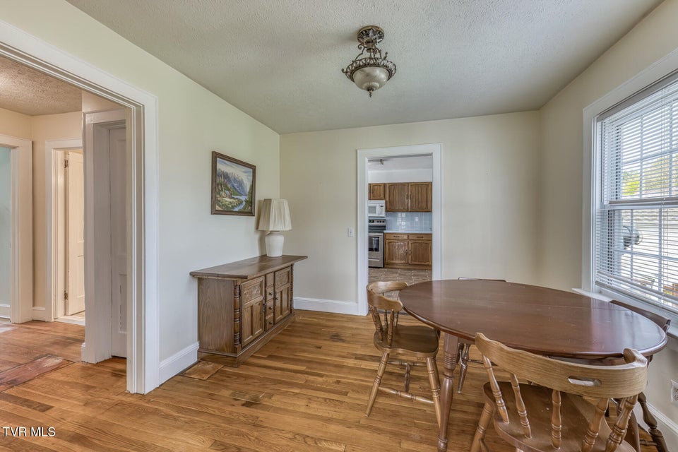 Photo #9: 203 School Avenue