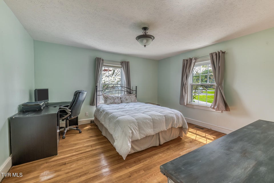 Photo #17: 203 School Avenue