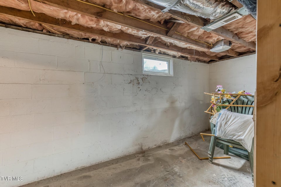 Photo #21: 203 School Avenue