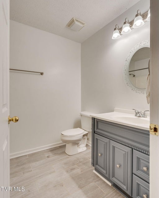 Photo #17: 108 Plymouth Hill