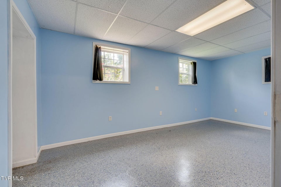 Photo #25: 108 Plymouth Hill