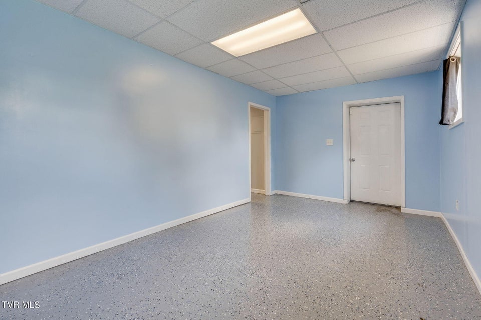 Photo #27: 108 Plymouth Hill