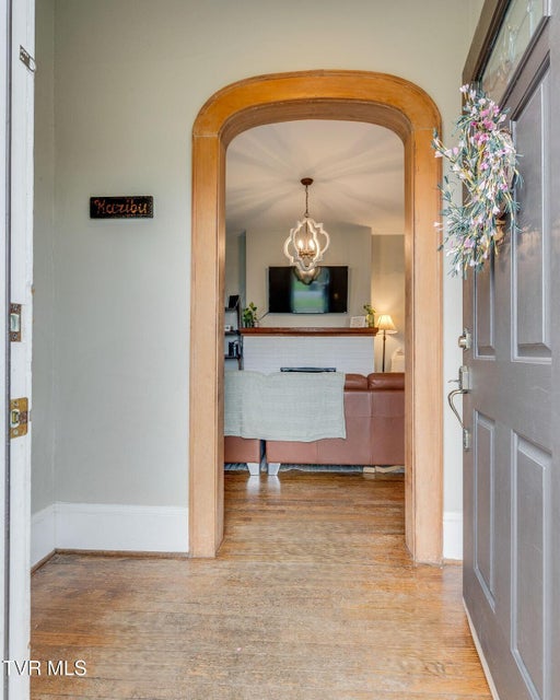 Photo #5: 911 Georgia Avenue