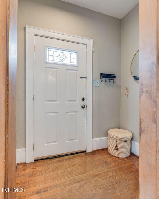 Photo #6: 911 Georgia Avenue