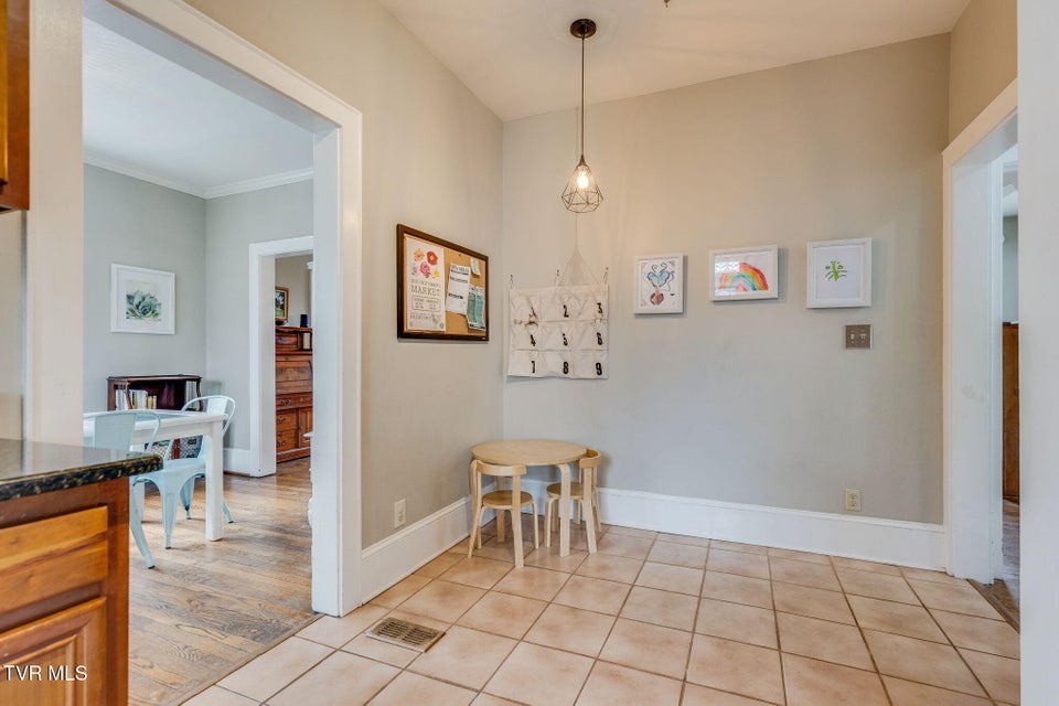 Photo #17: 911 Georgia Avenue