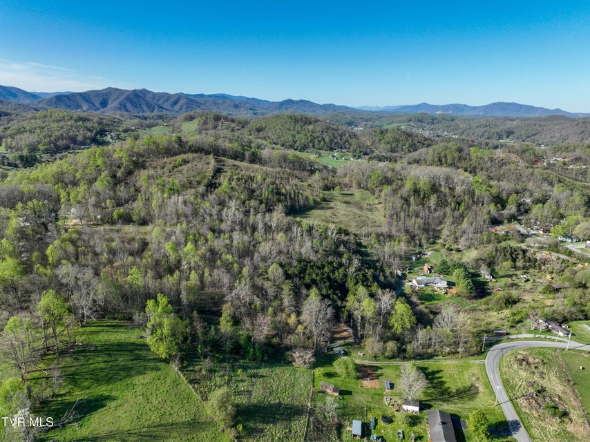 Photo #14: 2058 Siam Road