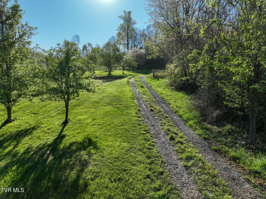 Photo #20: 2058 Siam Road