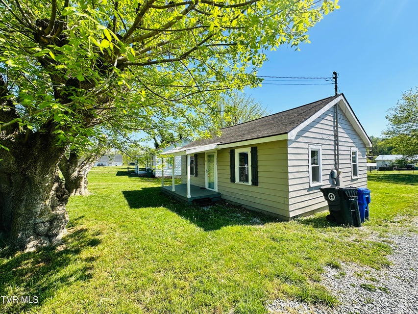 Photo #28: 1323 Goodson Avenue