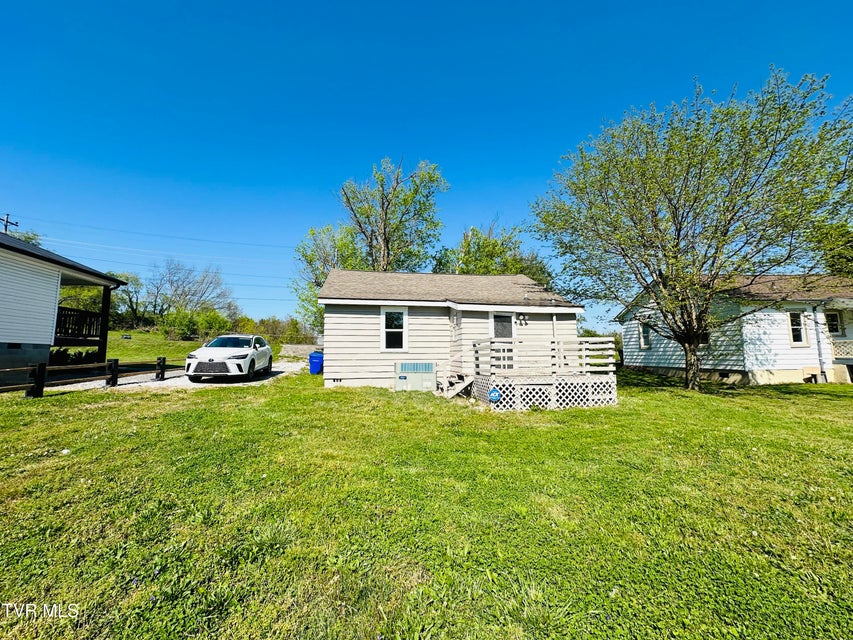 Photo #31: 1323 Goodson Avenue