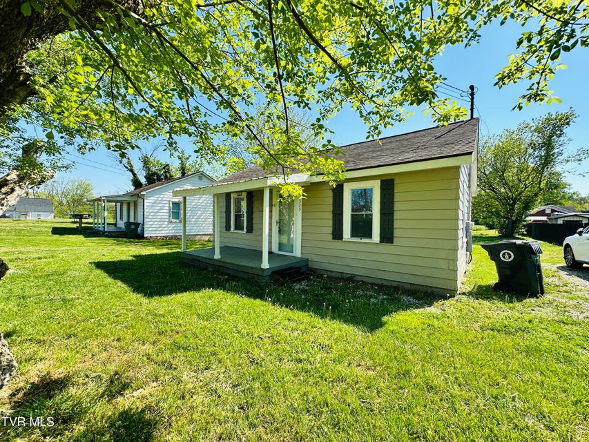 Photo #36: 1323 Goodson Avenue