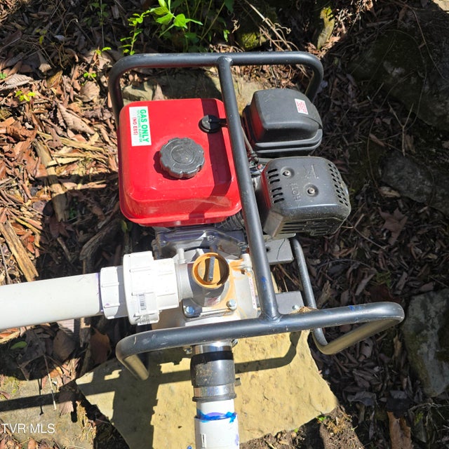 Photo #59: 2058 Siam Road