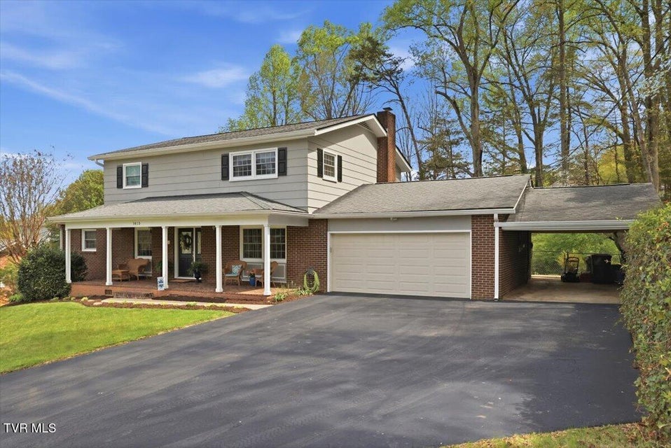 Photo #4: 1415 Woodmont Drive